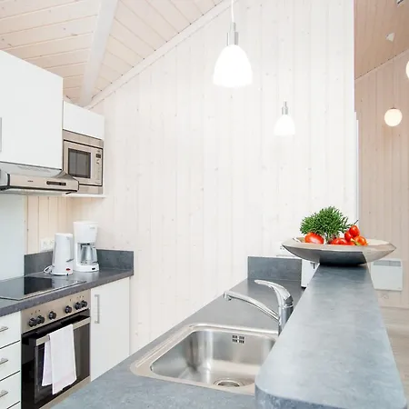 Grosses Strandhaus Fuer 10 Personen Lejlighed *